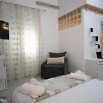 Archimede Oda ve Kahvaltı