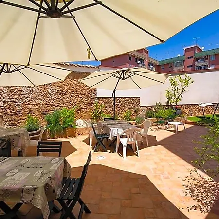 Couette-café Archimede 3*