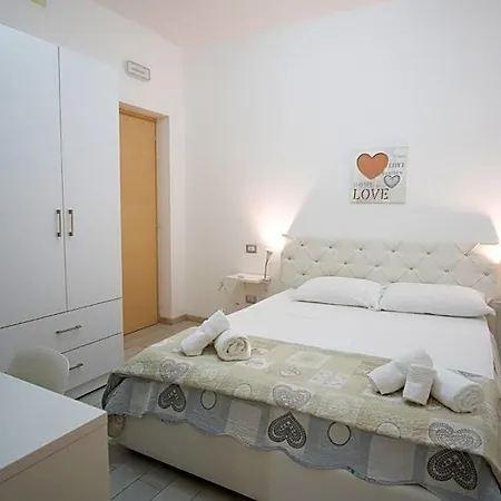 Archimede Nocleg ze śniadaniem Floridia